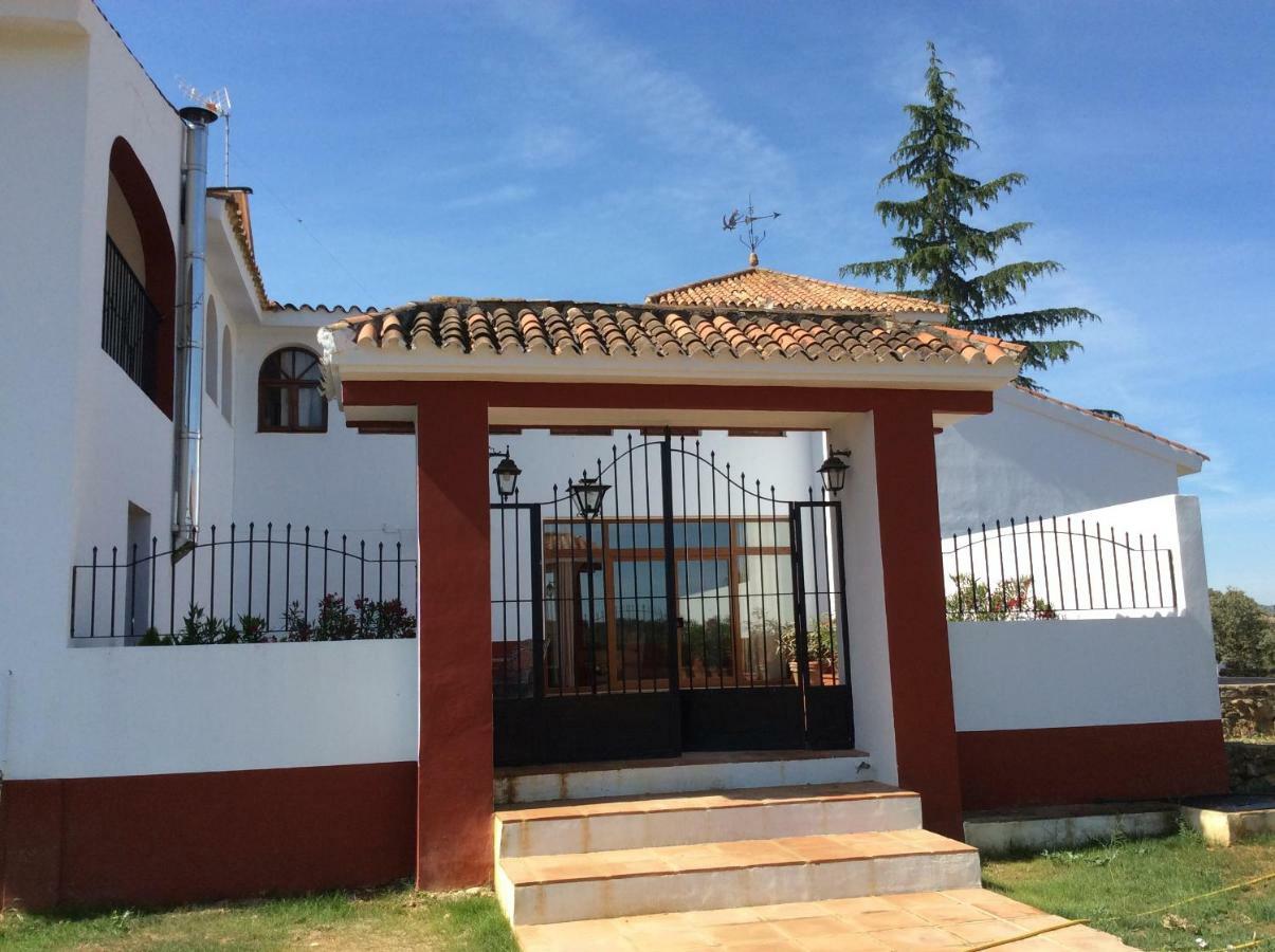 Pensjonat Santa Marta Complejo Rural Con Pista De Padel Archidona Zewnętrze zdjęcie
